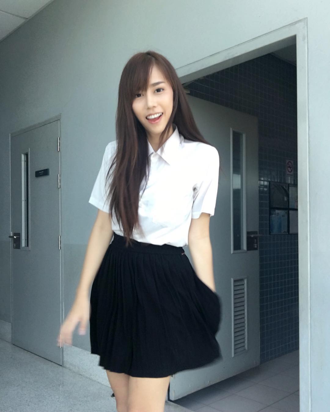 Apitsada Jarernsuk most beautiful Thai ladyboys instagram pictures