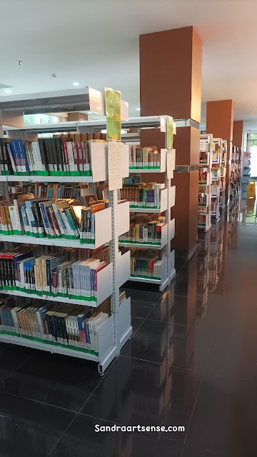 Pengalaman Berkunjung ke Perpustakaan Kota Bandung