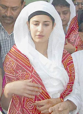 Katrina Kaif Soptted Khwaja Moinuddin Chisty