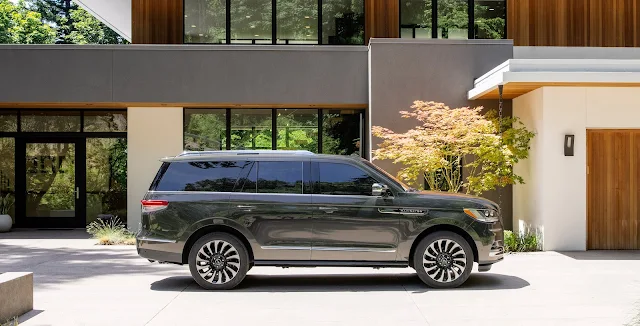 LIncoln Navigator / AutosMk