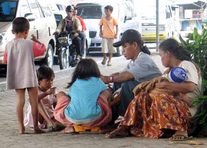 Hidup Ini Indah GELANDANGAN PENGEMIS TUNA  SUSILA  DAN 