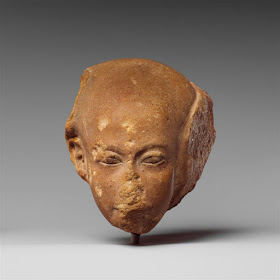 Head of a princess from a group statue: Dynasty 18