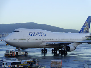 United Airlines 747 747-400 at SFO Airport