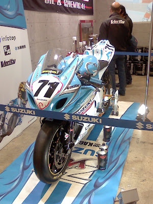 Verity ブース Team KAGAYAMA GSX-R1000 L2 全日本JSB1000