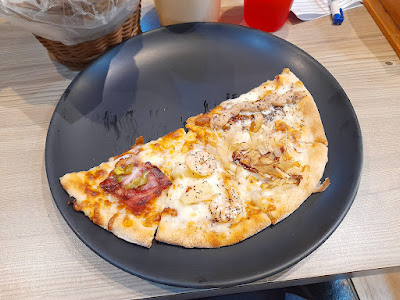 【新莊披薩】The Pizza 惹披薩 輔大店 食記，2024壽星優惠吃到飽只要249元，13種口味披薩吃到飽　第二輪披薩