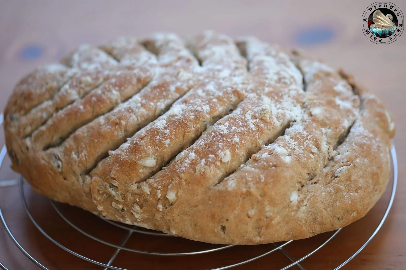 Pain de campagne aux graines au levain