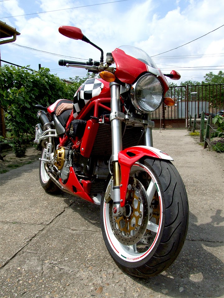 Ducati Monster S4R Modified