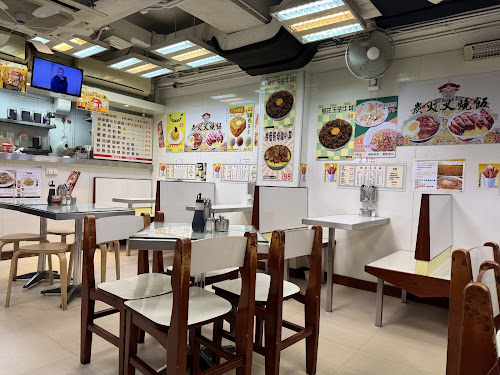 Luet Fat Restaurant Kowloon City 聯發茶餐廳 [Hong Kong, CHINA] - Popular cha chaan teng tea restaurant perfect afternoon tea spot in KLN city near Sung Wong Toi station
