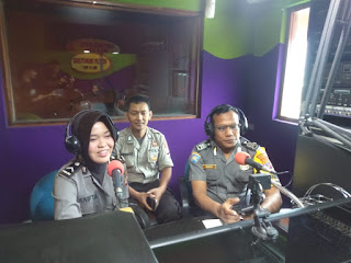 Talk Show Radio Retjo Buntung, Polsek Ngampilan Kedepankan SSDP Dalam Mencegah Aksi Kejahatan Jalanan