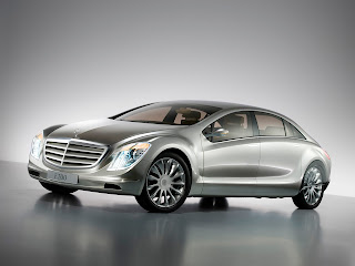 Mercedes Benz F700 Pictures