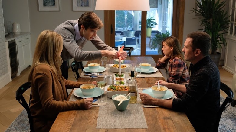 Una familia para Brandon 2019 descargar hd castellano
