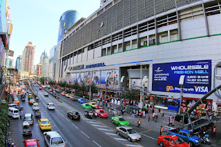 Tempat Shopping Murah di Bangkok Platinum Mall