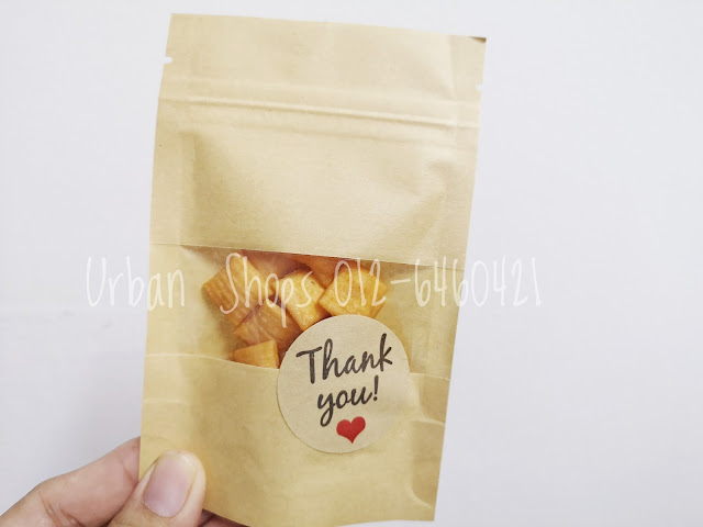 1000 PCS DOORGIFTS MURAH KE GOMBAK SELANGOR ! - Assalamualaikum, selamat sejahtera semua. Allahu, banyak betul nak di ceritakan dalam blog, draft pun berderet-deret. Tapi, mummy terlalu busy sangat beberapa minggu ini. Tu lah kan, gatal amek job 1000 PCS DOORGIFTS MURAH KE GOMBAK SELANGOR !    1000 PCS DOORGIFTS MURAH KE GOMBAK SELANGOR !      Sudahnya, memang busy sesangat, dengan kerja hakiki, dengan order online barangan lain lagi. Fuh, nasib ada banyak nyawa hahahaha. Cuma, blog lah..selalunya boleh lah draft memalam untuk beberapa entri. Atau masukkan gambar ! Kali ini, memang non hadooooo ! Tak pe lah, kita fokus job 1000 PCS DOORGIFTS MURAH KE GOMBAK SELANGOR !    1000 PCS DOORGIFTS MURAH KE GOMBAK SELANGOR ! Harganya 50 sen, sebenarnya 50 sen packagingnya plastik je. Tapi, customer ni nak packaging lawa sket. Kalau boleh nak zip lock. Mak aiii mahal tu, mummy pun amek masa 3 hari untuk kira bajet. At the end, oklah boleh on packaging macam ni. Zip lock paper with window ke apa ntah namanya !     Saiz 9 x 15 cm - paling kecil   Thank you ni mummy bagi free gift sebab order 1000 pcs   packaging macam ni  Bincang punya bincang, customer ni setuju. Bila setuju kena bank in lah 50% kan. Penghantaran macam mana? Mummy silap masa ni konon nak courier. Sekali mak aiii 1000pcs ni ada 5 boxes. Pos cas ikut space (besar) tak ikut kg.   Plan bertukarlah, untuk COD. Cas COD pun RM35 je mummy amek ! Bolehlah kan !    Atas persetujuan, oleh kerana packaging dah mahal sket. Kami tak boleh bagi biskut untuk 100 pcs ni. Kami akan mixed dengan barangan makanan ringan yang lain. Berat 15gm atau kuantiti boleh fixed dalam pckaging ni (mana-mana satu boleh kami ambil kira)  Customer setuju untuk mummy campurkan doorgifts ni.  So dalam 1000 PCS DOORGIFTS MURAH KE GOMBAK SELANGOR ! ada biskut butang, keropok roda, keropok bantal dan keropok jejari !    Baca juga : Yasin Murah 50sen            Siap ! Semuanya mummy letak dalam kotak gini. Tak letak hipit sangat, bagi ada pengudaraan dan loose supaya  tak pecah 1000 PCS DOORGIFTS MURAH KE GOMBAK SELANGOR !      1000 PCS DOORGIFTS MURAH KE GOMBAK SELANGOR ! Total 6 kotak semuanya, memang penuh bonet kereta ! Apa pun selesai job kali ini. Ni 1st time kami dapat job untuk kuantiti yang banyak. Selalunya orang akan orser untuk 20, 50, 100, 200 pcs je.  Oleh kerana tak pernah dapat job 1000 PCS DOORGIFTS MURAH KE GOMBAK SELANGOR ! Tu yang mummy excited tak hengat tu, ye lah kan. Kita pun kena bina profile jugak. Ada job kuantiti banyak macam ni. Barulah customer percaya dengan kebolehan kita.  Korang nak order, boleh contact direct ye . Nombor ada tertera di setiap gambar :)