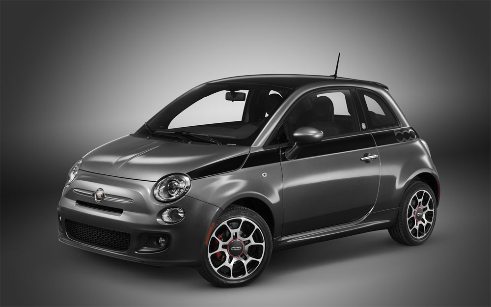 2012 Fiat 500 This brand new Fiat city car is equipped with 1400cc four