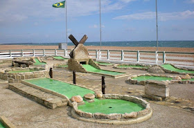 Where would you find this Crazy Golf course?