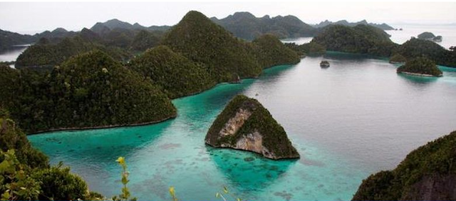 When is the Best Time to Visit Raja Ampat Islands?