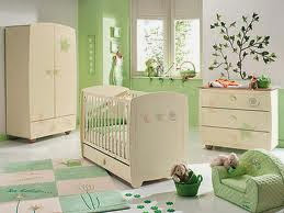 Dormitorio bebé color verde