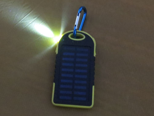 solar charger flashlight