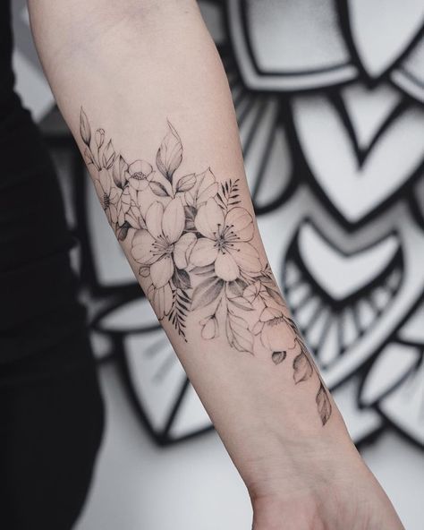 112 lindas tatuagens femininas para os braços