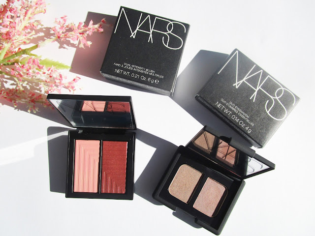 colorete Dual-Intensity Blush de NARS Fervor y Duo eyeshadow nars Kalahari