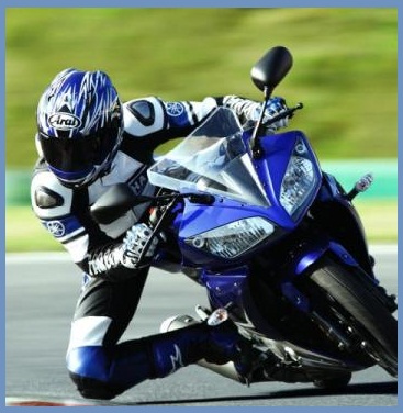 Kumpulan Gambar Modifikasi Motor Yamaha YZF R15 2011.jpg