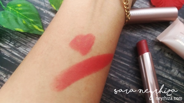 REVIEW LIPSTICK INSTAPERFECT