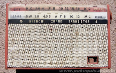 Rádio Hitachi WH825