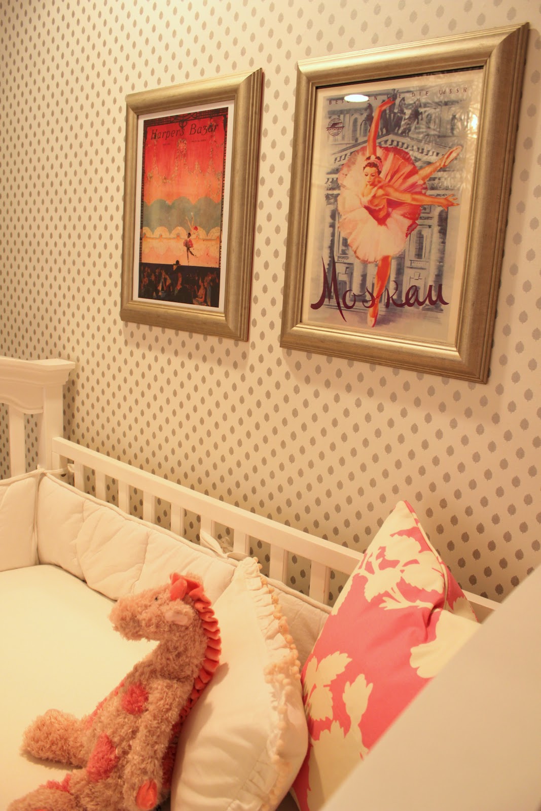 The hot pink mirror was one I found at Vintage Market ($35!) in Kansas ...