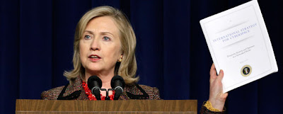 Hillary Clinton confirmó la víspera que tiene previsto viajar a Japón para participar en una conferencia internacional sobre Afganistán, país en el que Estados Unidos prepara la entrega del control de la seguridad para cuando las tropas estadunidenses abandonen el territorio de esa nación en 2014