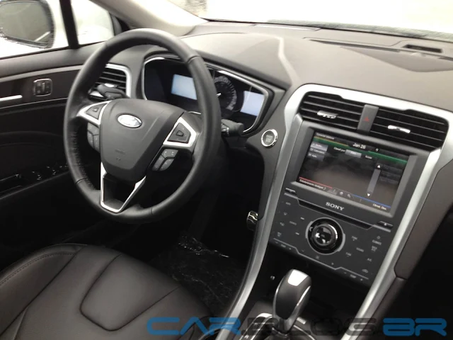 Novo Ford Fusion 2013 - Branco - interior - painel