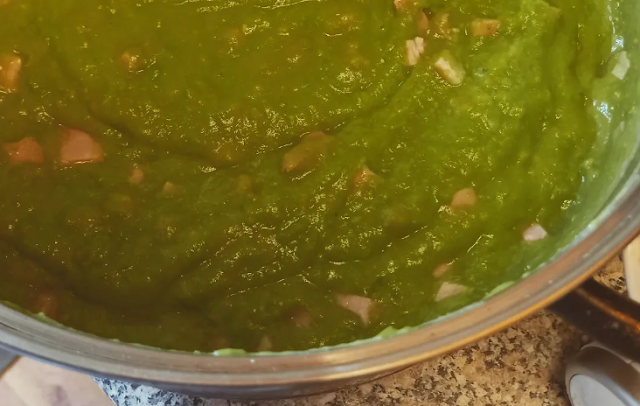 Pea and ham soup