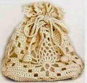 http://manualidadesreciclables.com/14592/patron-de-bolso-en-crochet