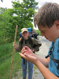 Sonya Richmond and Saryon Morton Hiking Ontario.