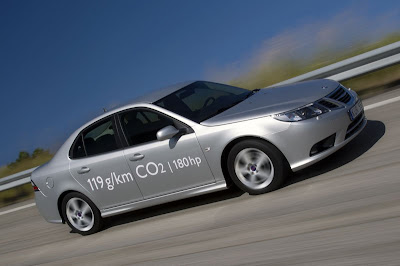 Upgraded design 2012 Saab 9-3 Sedan new specs and photos