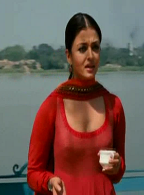 Bollywood Actress Aishwarya Rai Nipple Slip Rare Cleavage Photos Photoshoot images
