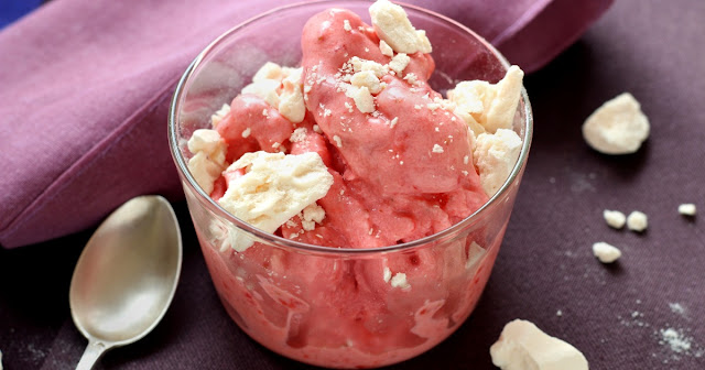 Yaourt-glace-Dessert-sain-faible-calories