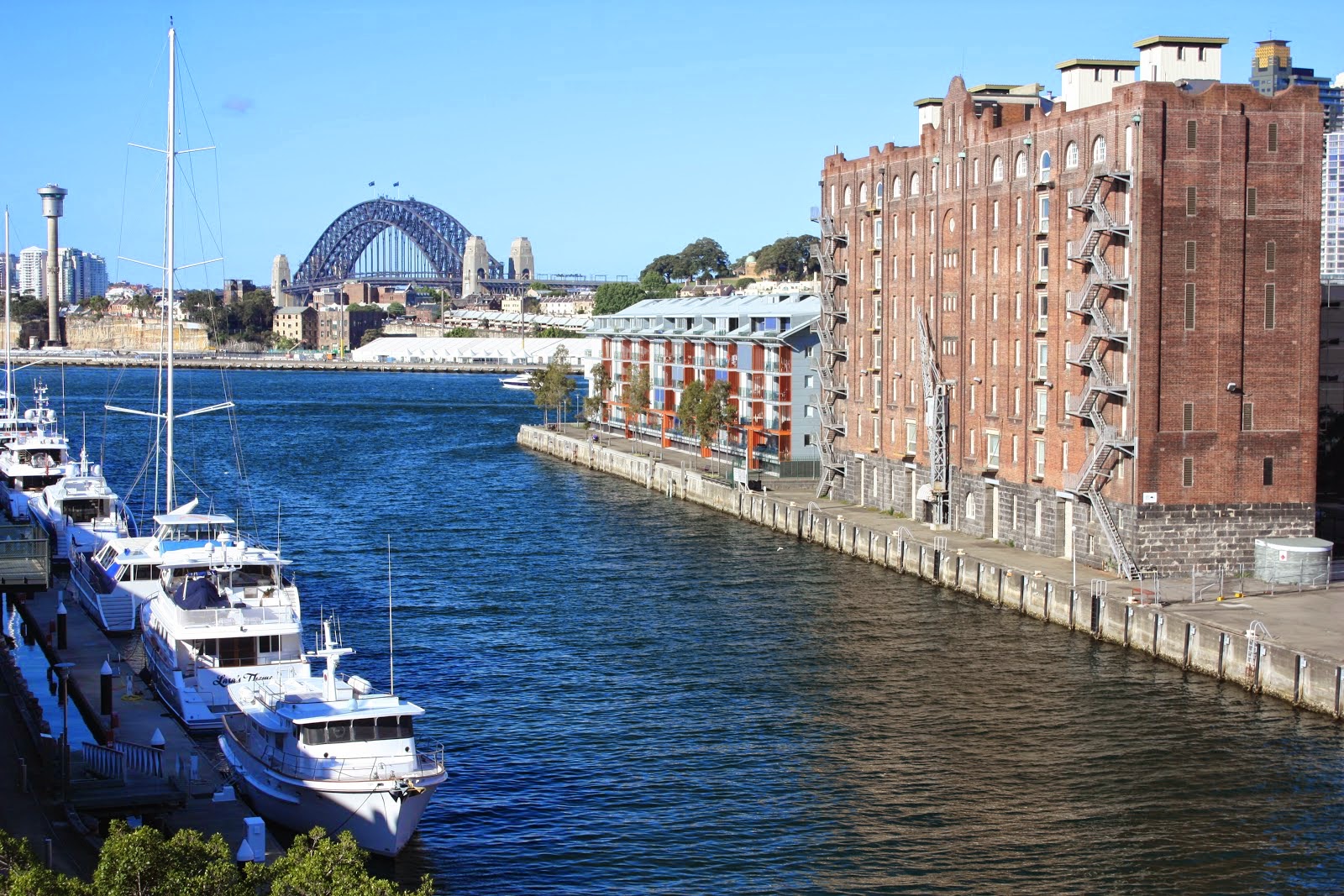 ve-may-bay-di-sydney-uc