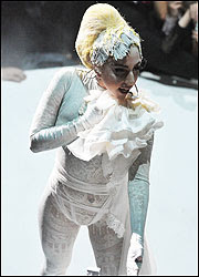 lady gaga photos in drama