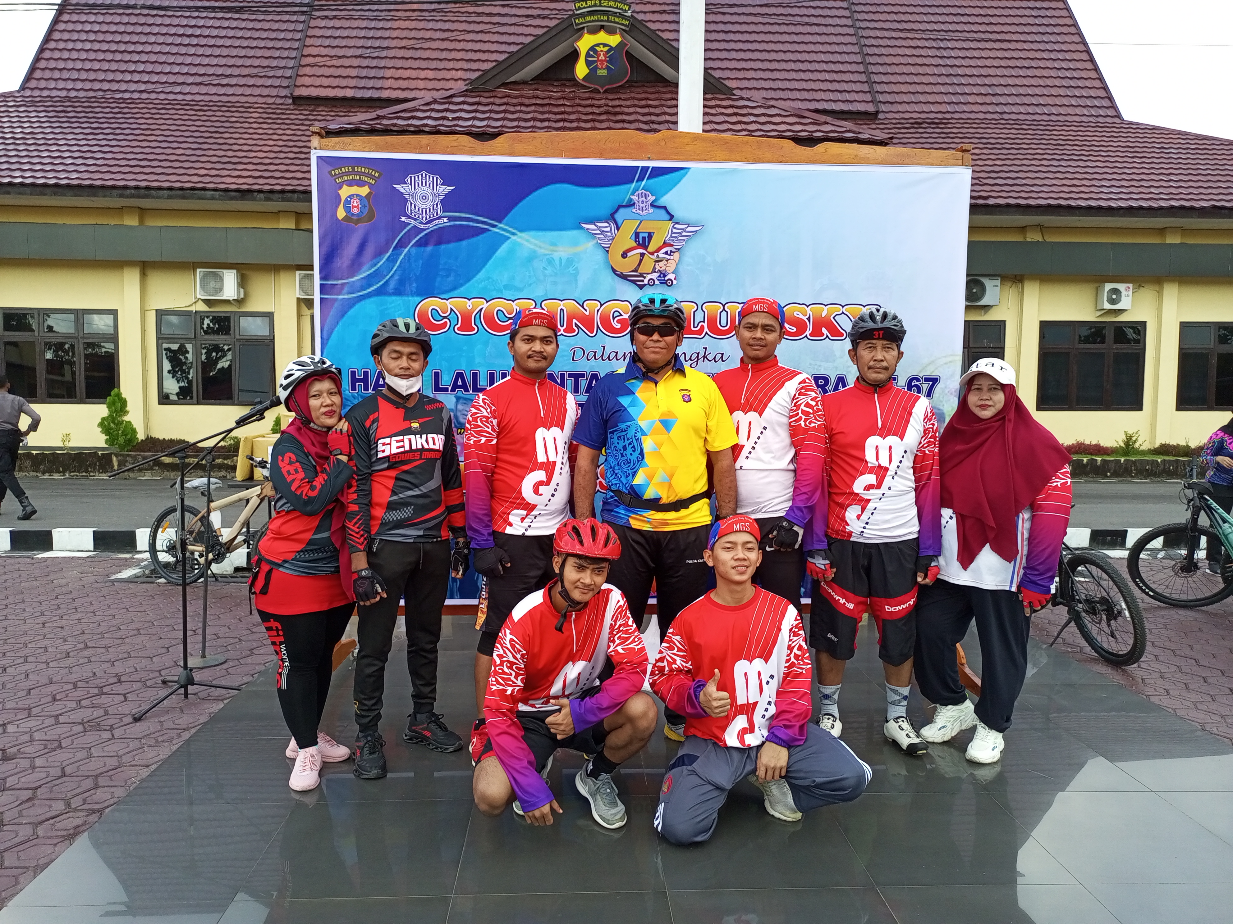 Hari Lalin Bhayangkara Ke-67, MGS Turut Ramaikan Cycling Blue Sky Satlantas Seruyan