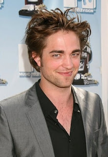 Robert Pattinson Hairstyle Ideas for Men