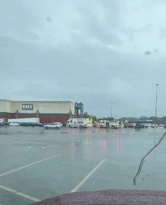 Greenwood Park Mall active shooter with cops swarming scene