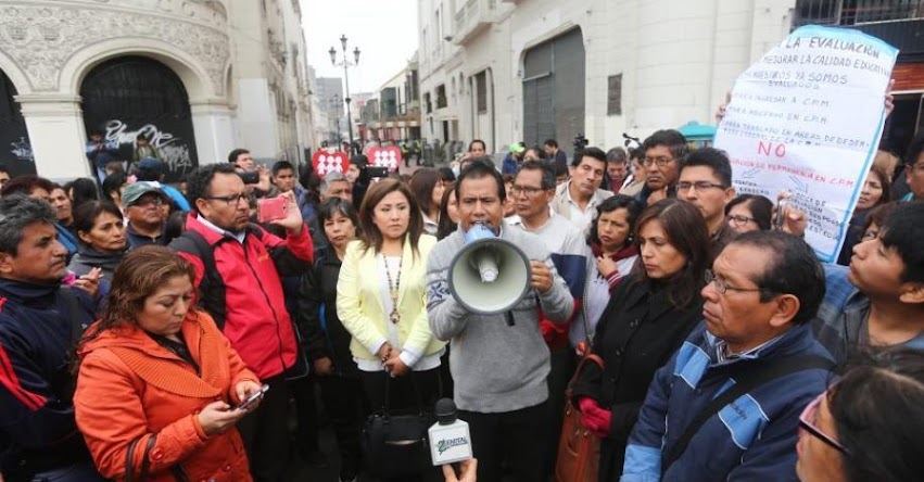 DAN ULTIMÁTUM: Maestros en huelga amenazan con radicalizar medida de fuerza