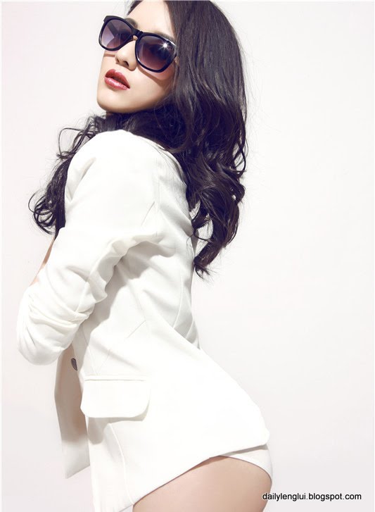 Kathy Yang Qian Qian 杨茜茜 Kathy Yang Qian Qian 杨茜茜