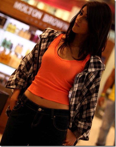 Ileana Latest Hot Navel Show Photos, Ileana Hot Navel Show Pictures