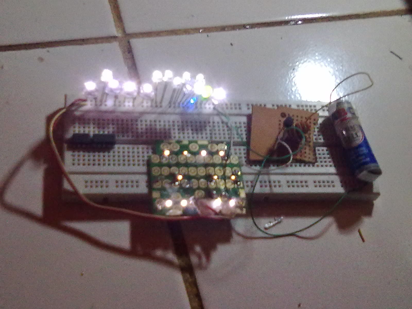 Membuat Rangkaian Joule Thief Dari Lampu Bekas Dengan Baterai