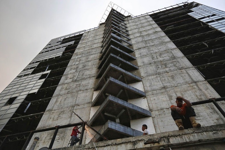 tower-of-david-caracas-15