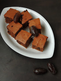 Dates Cake with Chocolate chunks