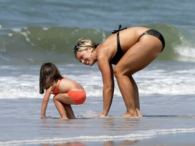 kate gosselin hot pics: Kate Gosselin bikini photos/