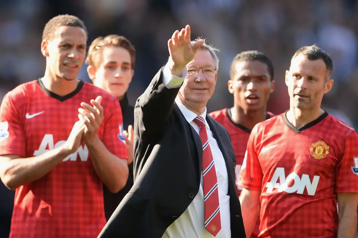 'How Sir Alex Ferguson broke retirement news to Man Utd players'