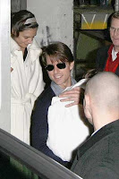 Tom Cruise and Katie Holmes Princess Theatre Pics